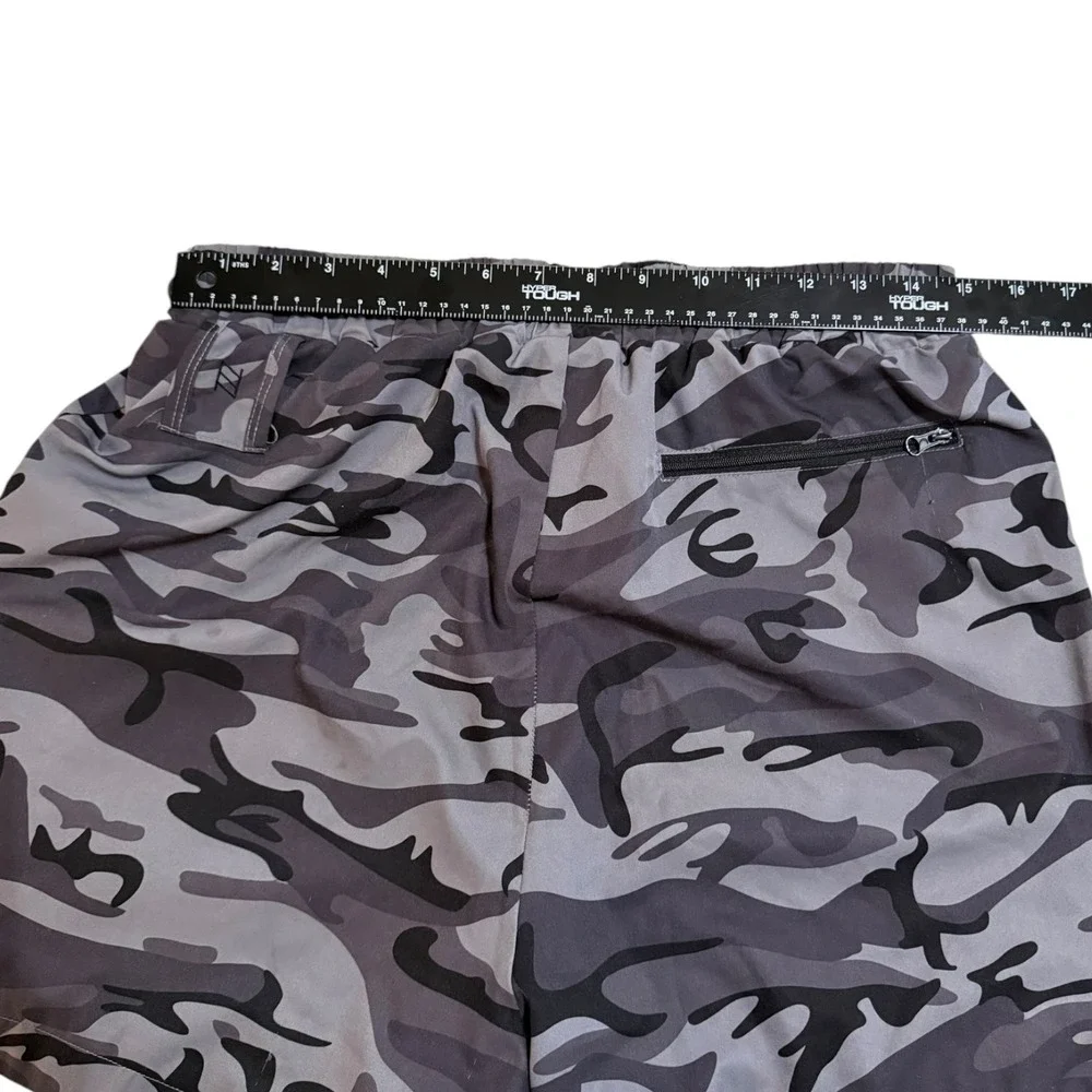 Zyia Active Men's Gray Camo 5 Star Lined Running Shorts Workout Size M Athletic‎